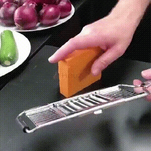 4 in1 Vegetable Slicer Stainless Steel Shredder Cutter Multi-Purpose Vegetable Slicer Cuts Set Manual Fruit Carrot Potato Grater